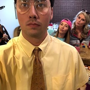 Meet your Posher, Chris